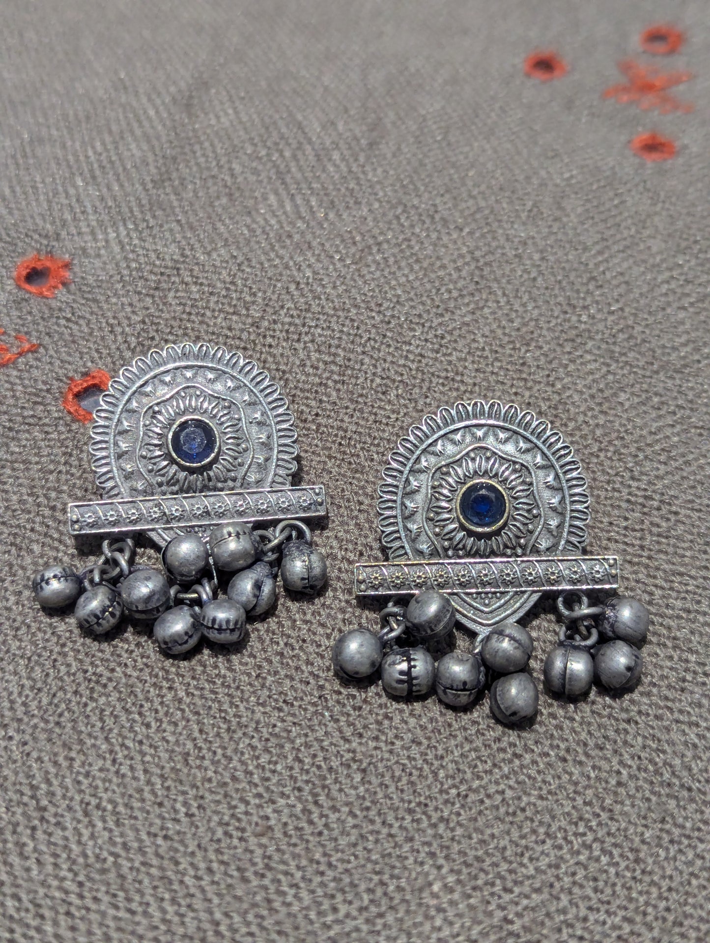 Antique Silver Finish Oxidised Brass Earrings (stone and drop)