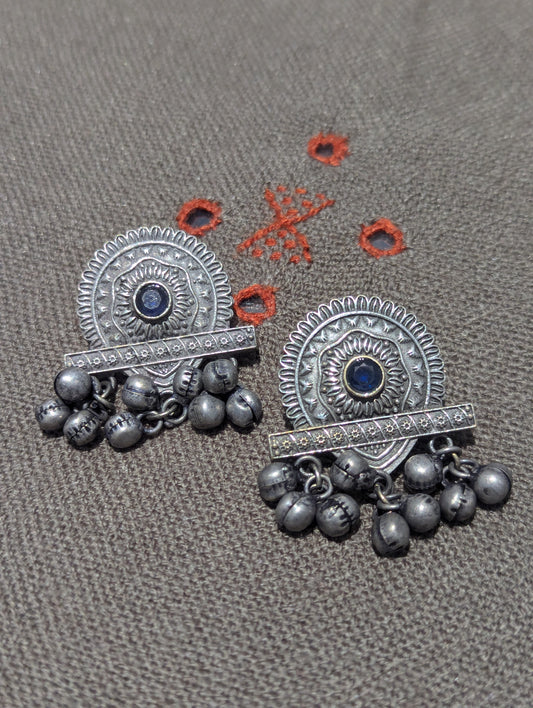 Antique Silver Finish Oxidised Brass Earrings (stone and drop)